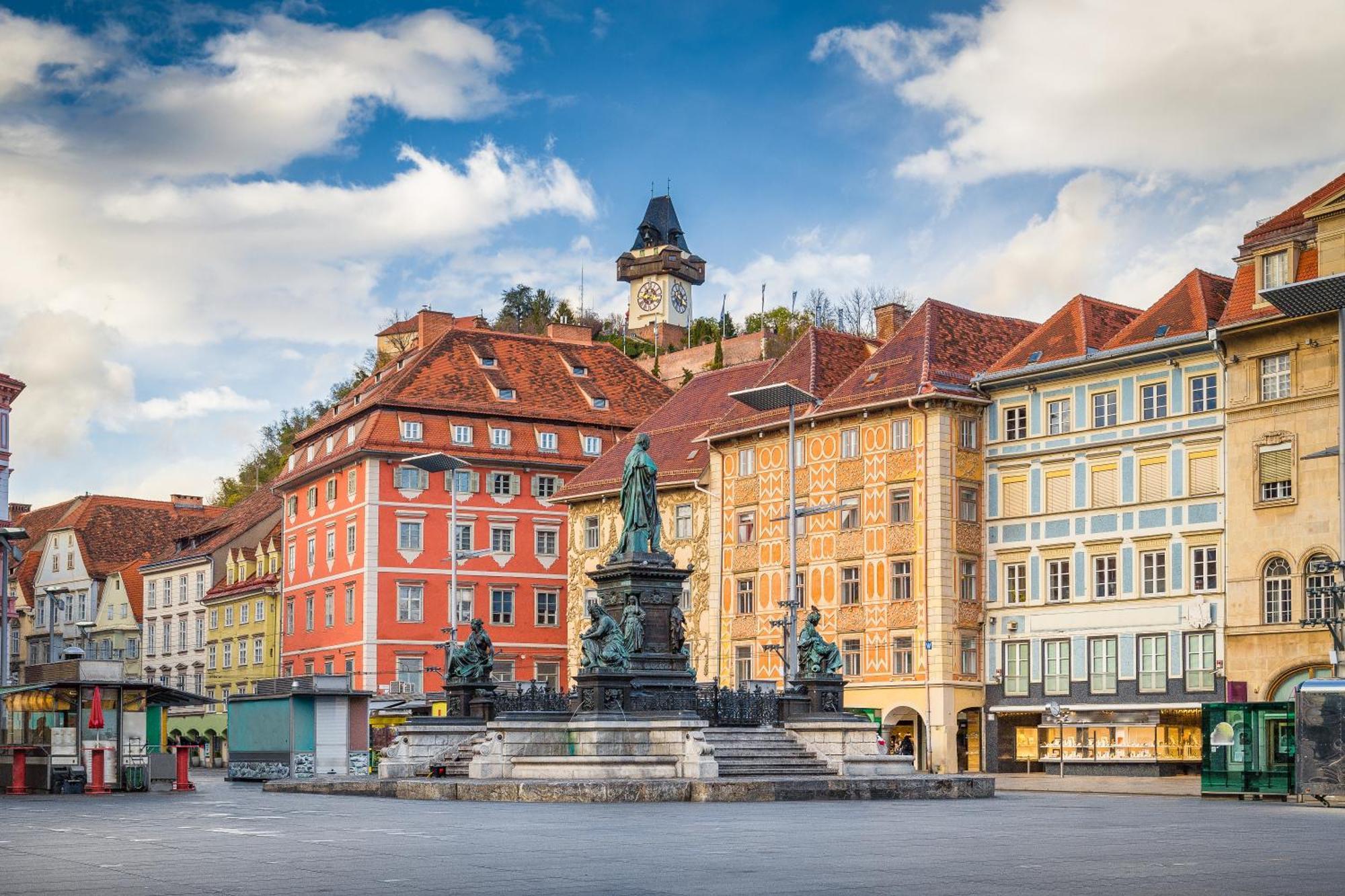 Boho Design Studio - Historic City Center With Free Parking & Aircon By Hero Homes Graz Exterior photo
